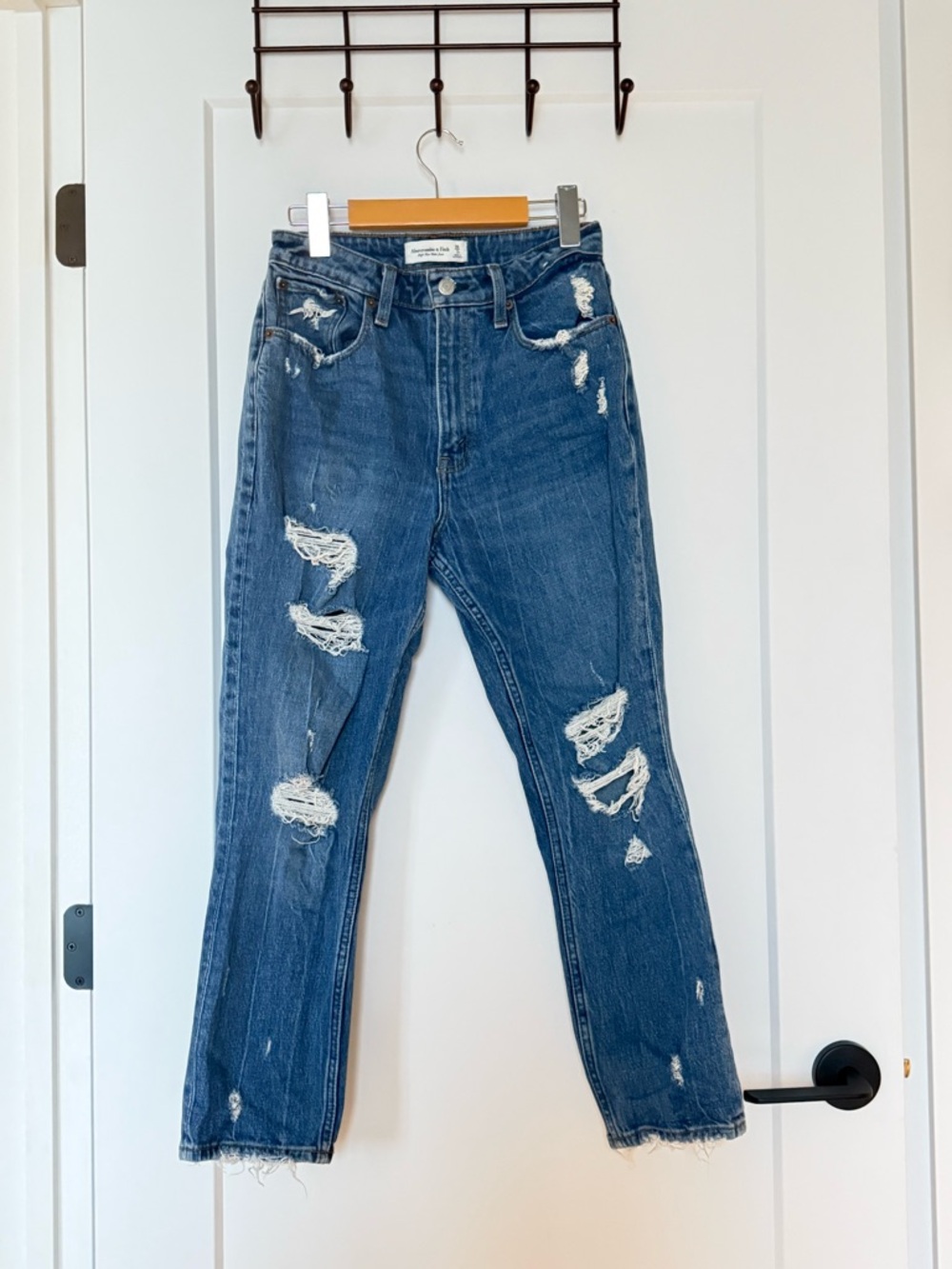 Abercrombie & Fitch High Rise Mom Jeans Curve Love